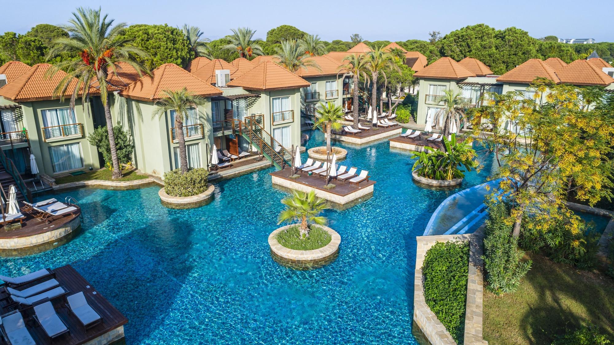 Ic Palace & Hotel 5*
