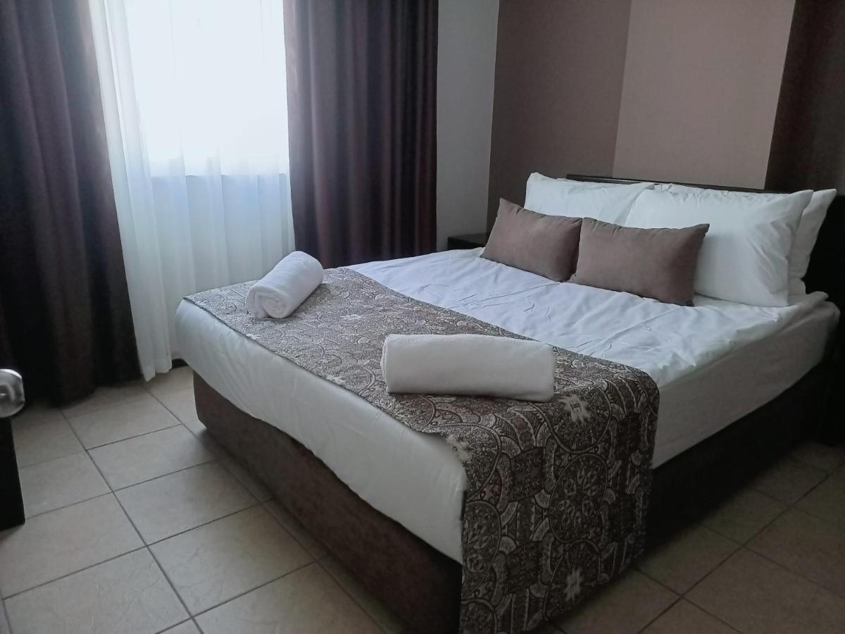 Family Apartment *
