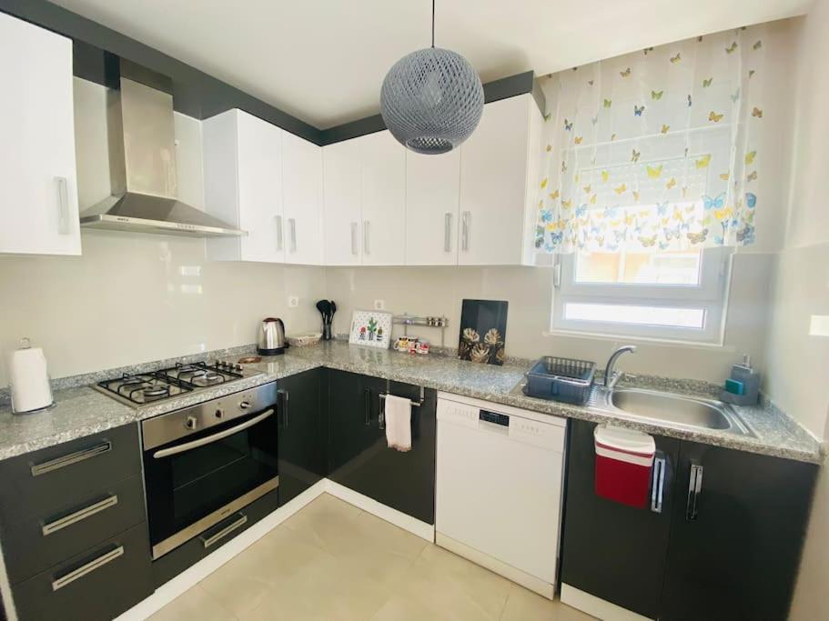 Apartment Aether Flats No7,old Town, Beach, Central, Netflix