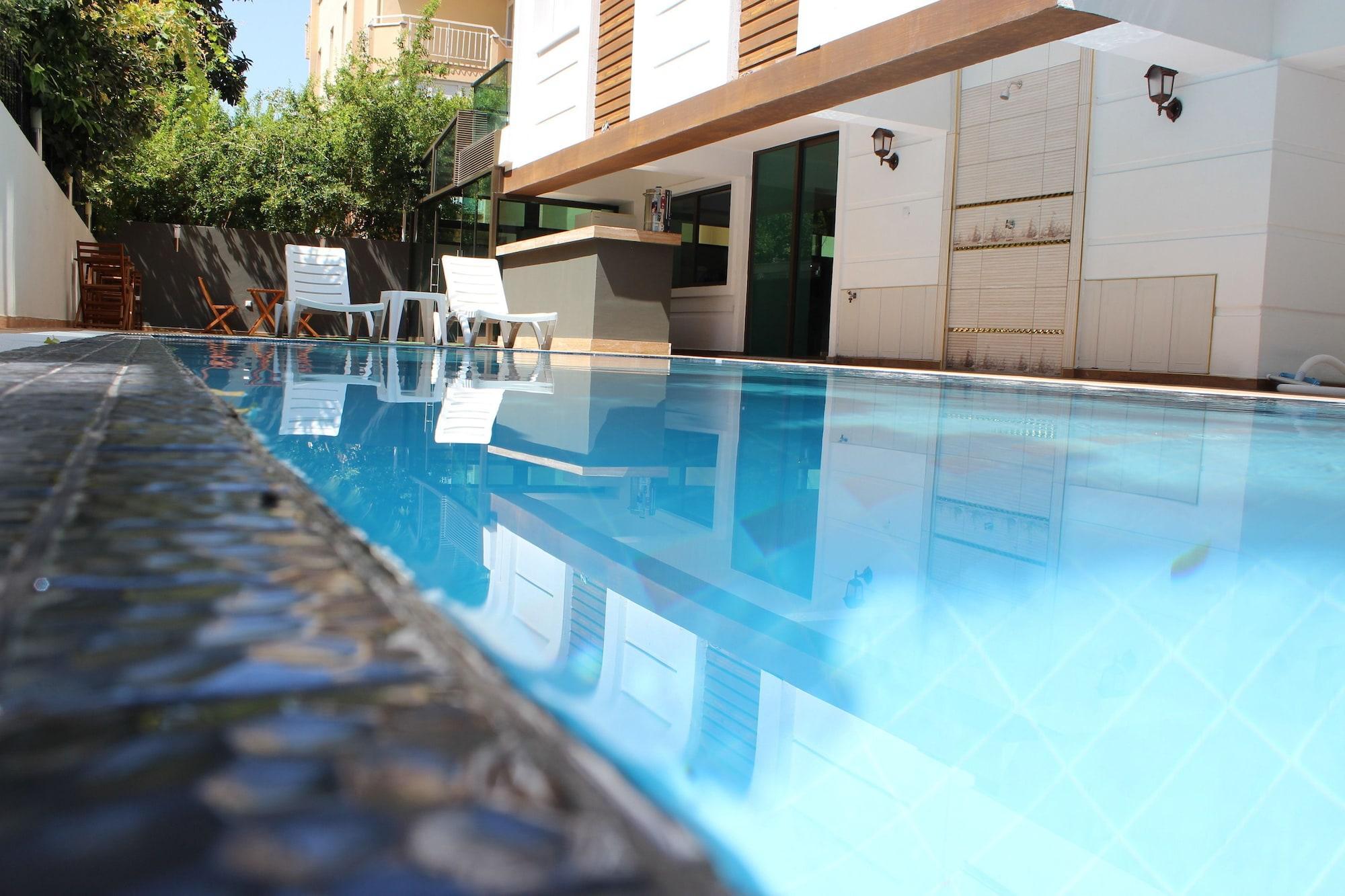 My New Hotel 2*