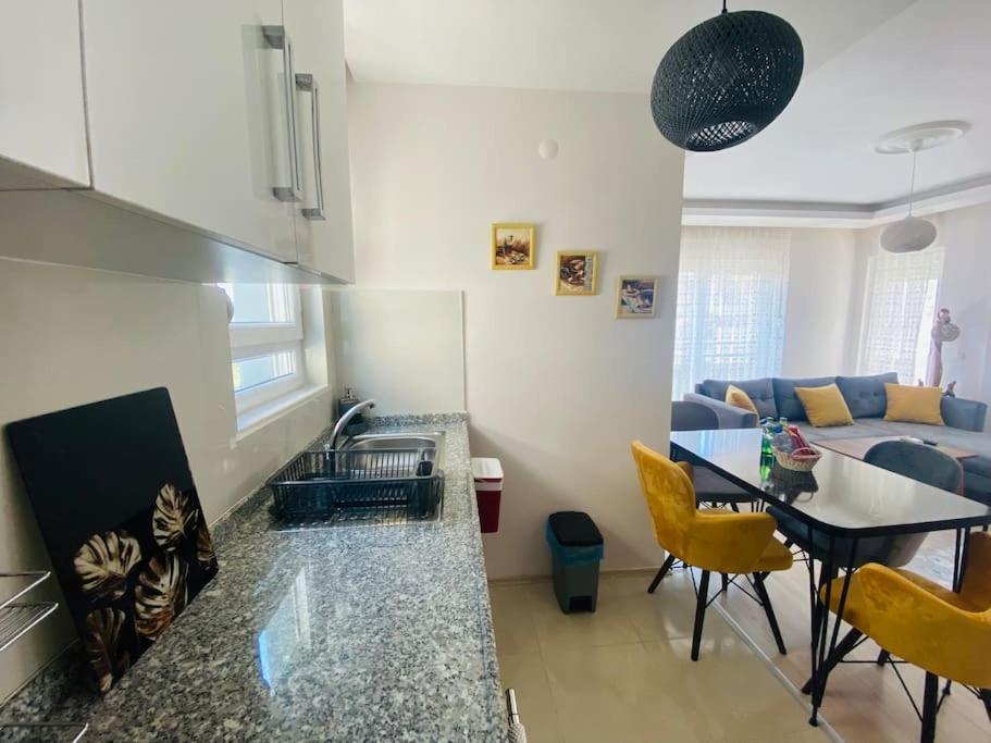 Apartment Aether Flats No7,old Town, Beach, Central, Netflix *