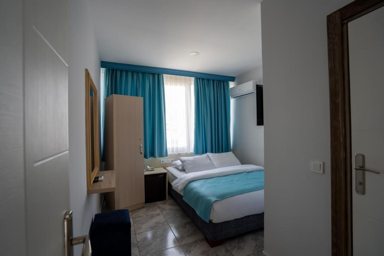 Hotel Mevre 3*