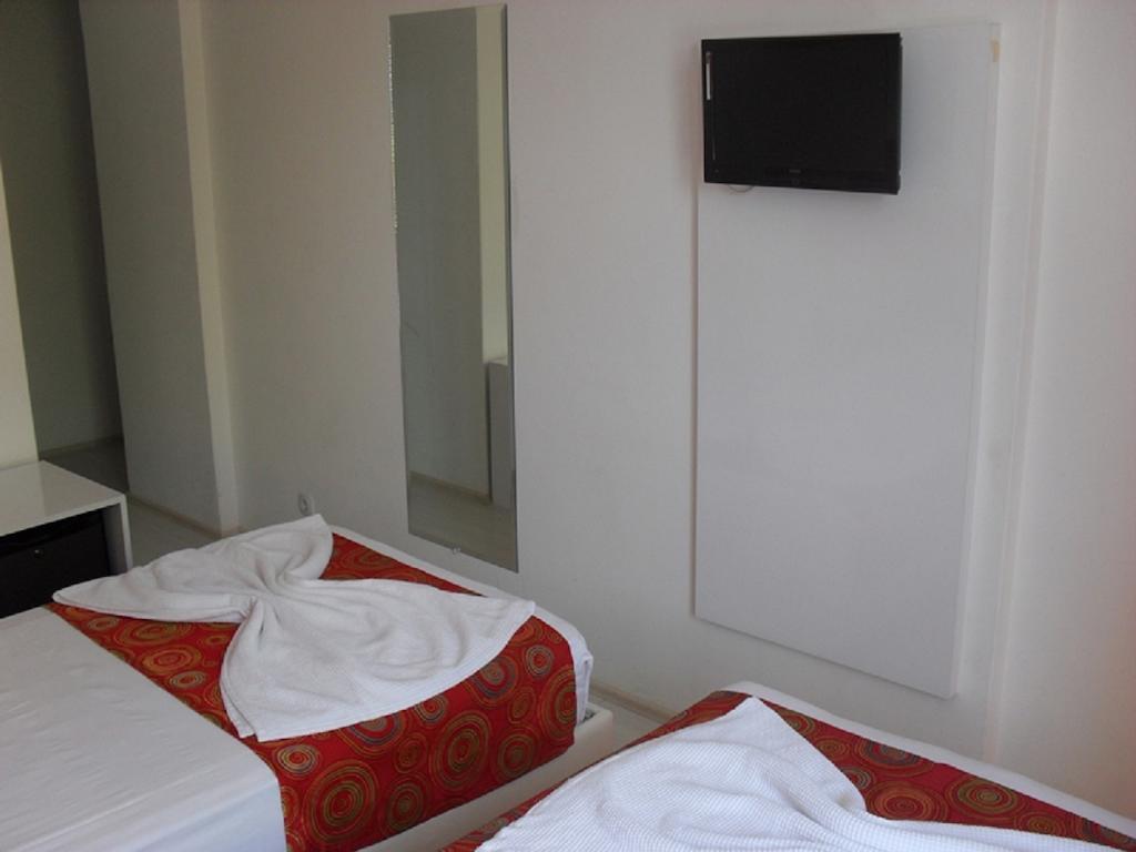 Otel Adalia 3*
