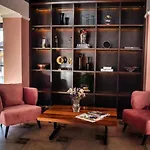 Espina Hotel