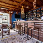 Gold Coast Hostel
