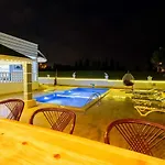 Marvelous Villa With Private Pool In Muratpasa