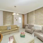 Flat Close To Beach With Balcony In Konyaalti