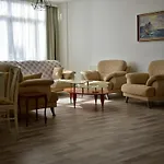 Apartment Near Isiklar Street, Close To Kaleici