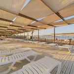 Spacious Flat Near Lara Beach In Antalya Muratpasa