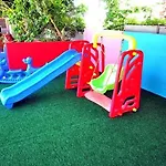 Adonis Hotel