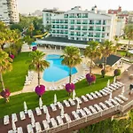 Falcon Hotel