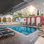Rodinn Hotel