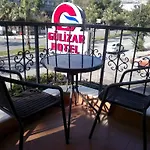 Guelizar Hotel