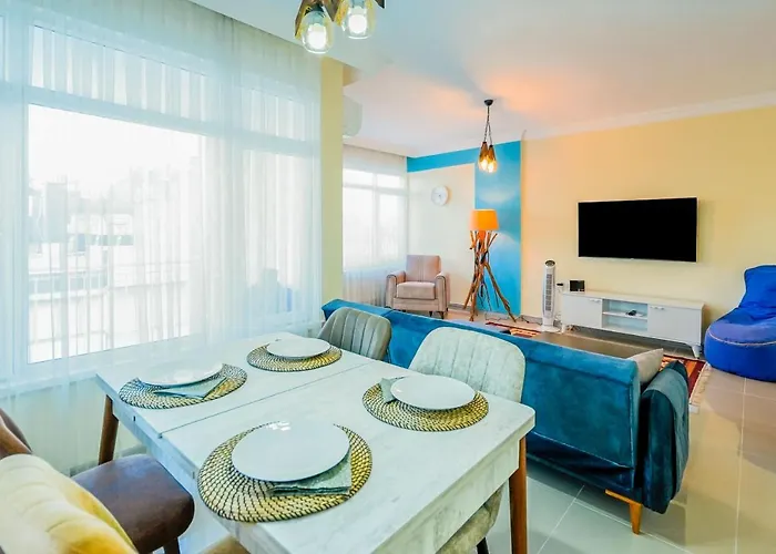 Central And Comfy Flat With Balcony In Muratpasa