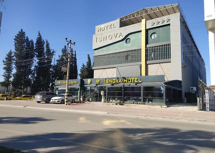 Isnova Hotel Airport