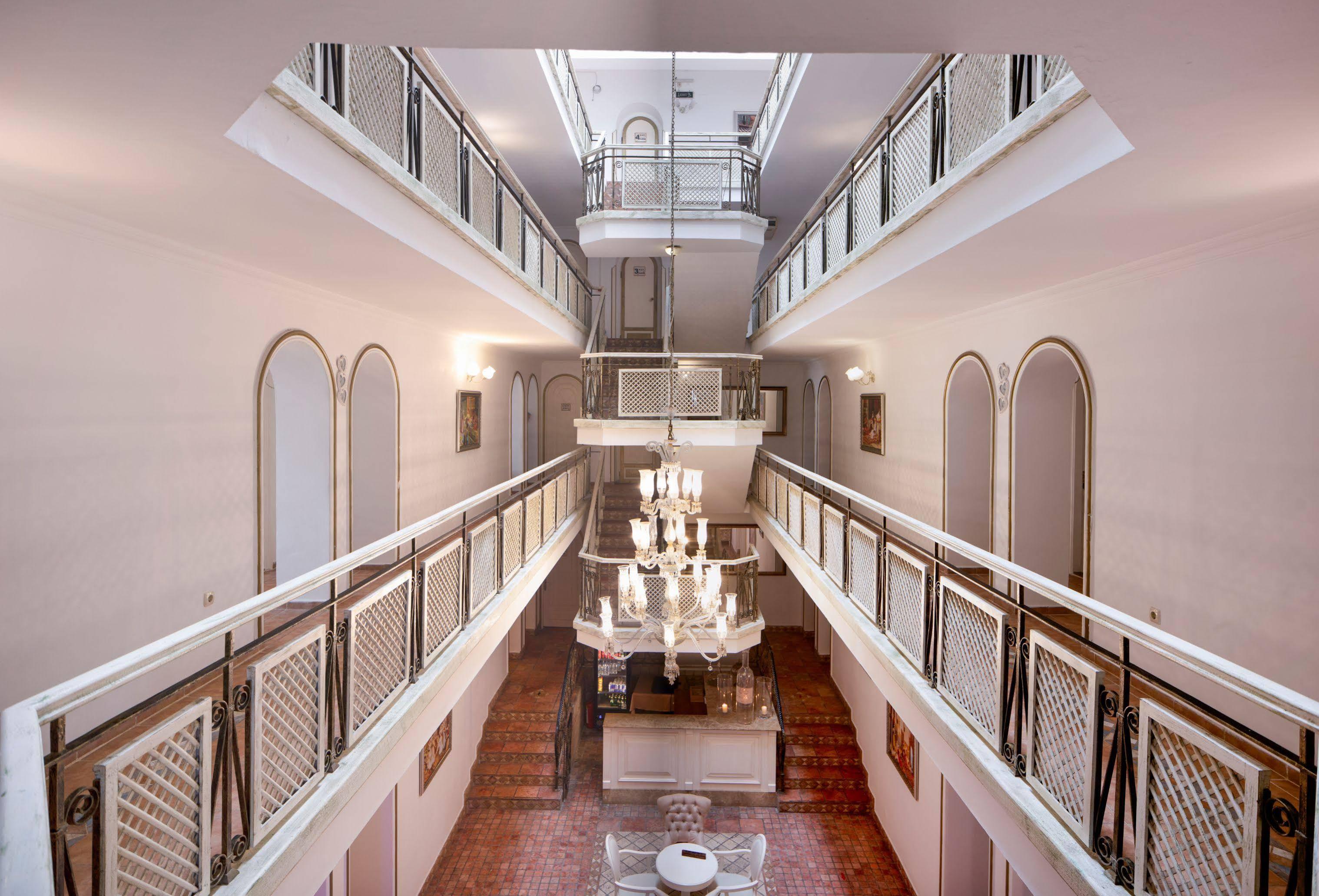 Adalya Port Otel