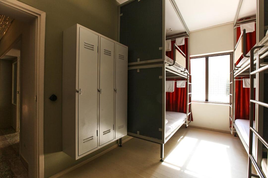 Hostel Flaneur *