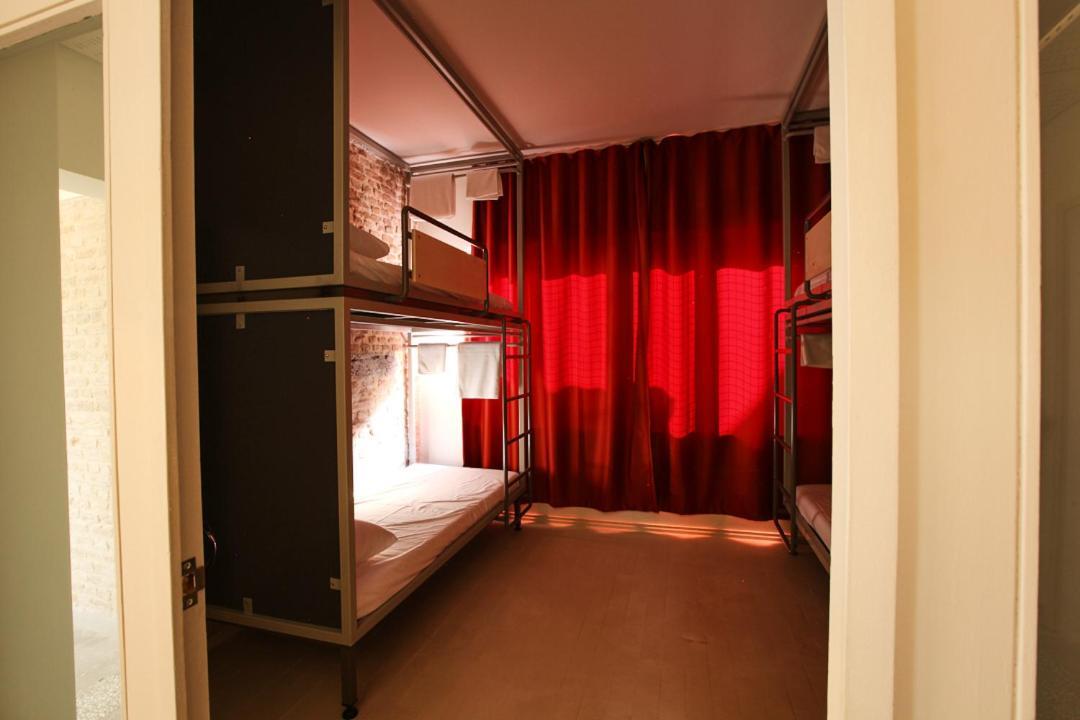Hostel Flaneur