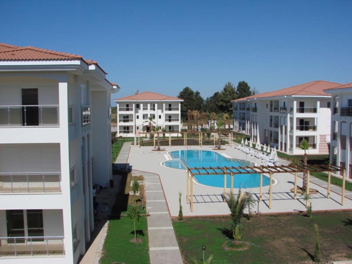 Holiday home Beautiful Bright 3 Bed In Popular Sought After Private Gated Community *