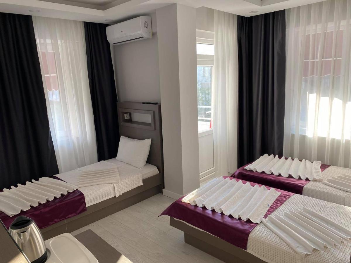 Konyaaltı * Antalya