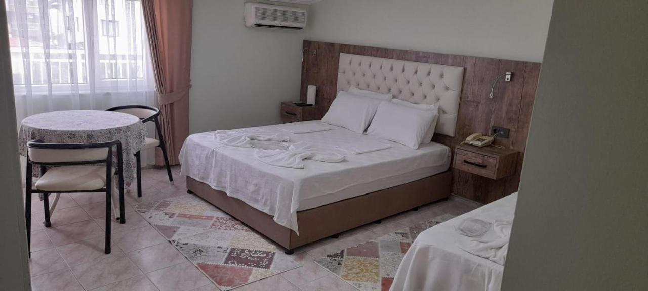 Hotel Granada 3*