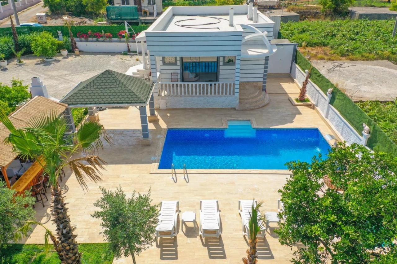 Villa Marvelous With Private Pool In Muratpasa *