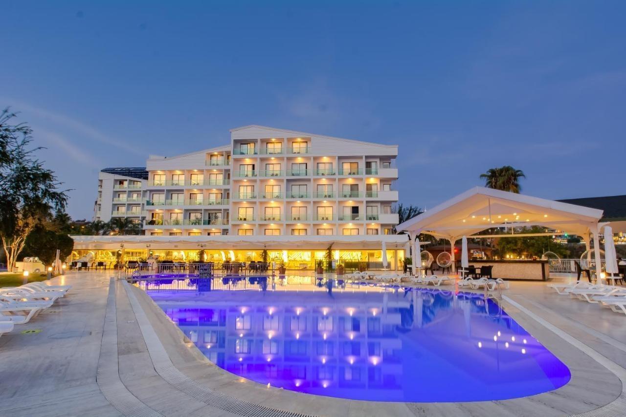 Falcon Hotel 4*