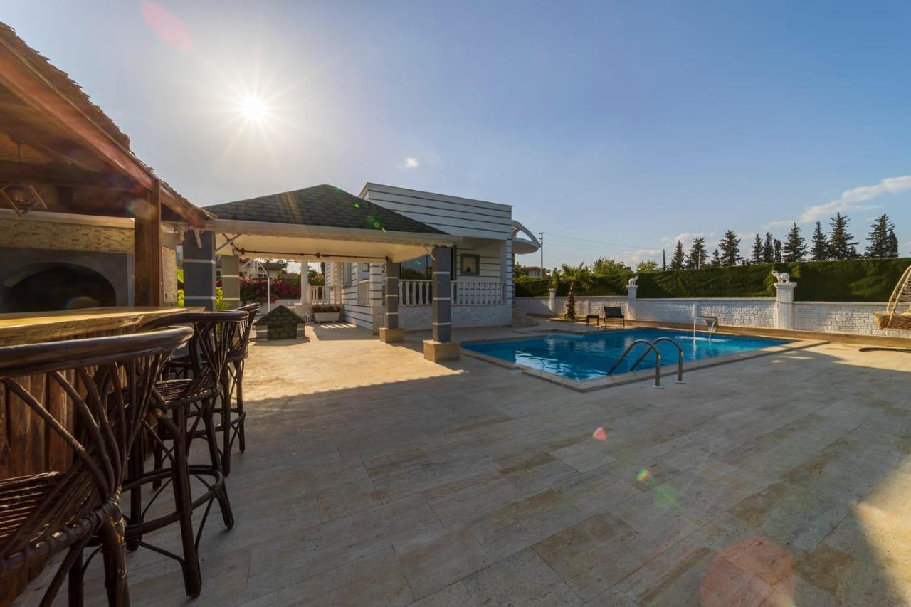 Villa Marvelous With Private Pool In Muratpasa *