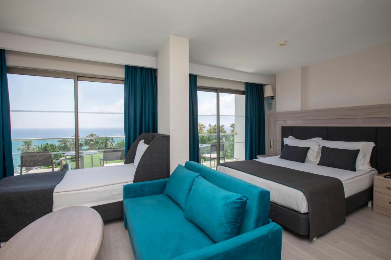 Falcon Hotel 4*