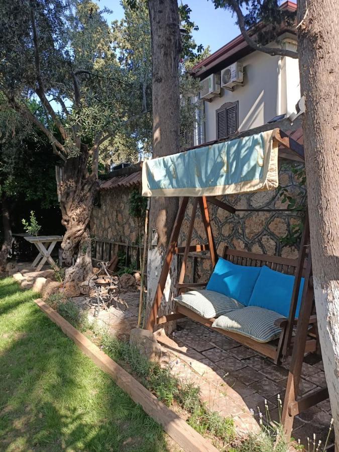 Hadrianus Pansion Otel