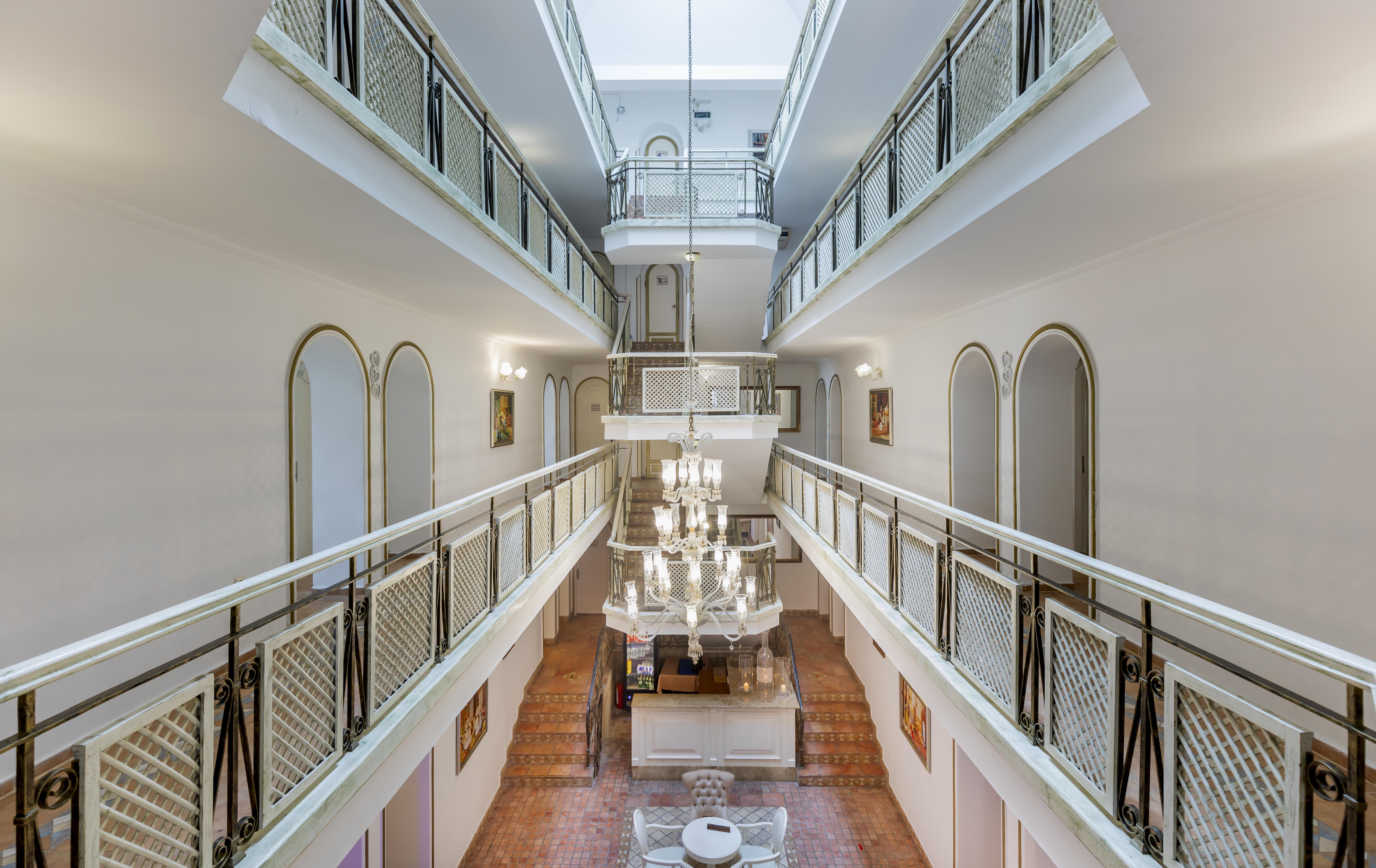 Otel Adalya Port 4*