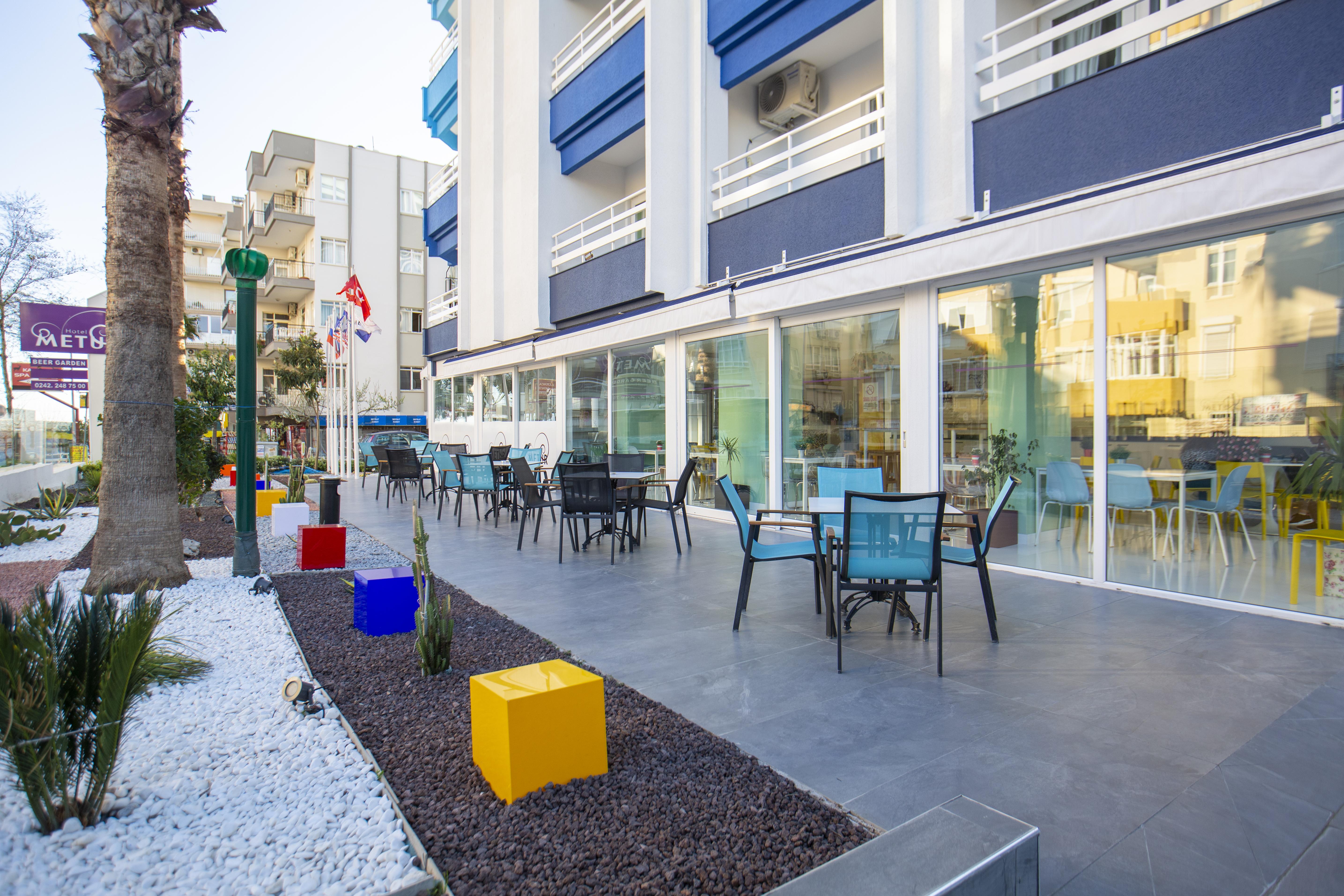 Mene Hotel 3*