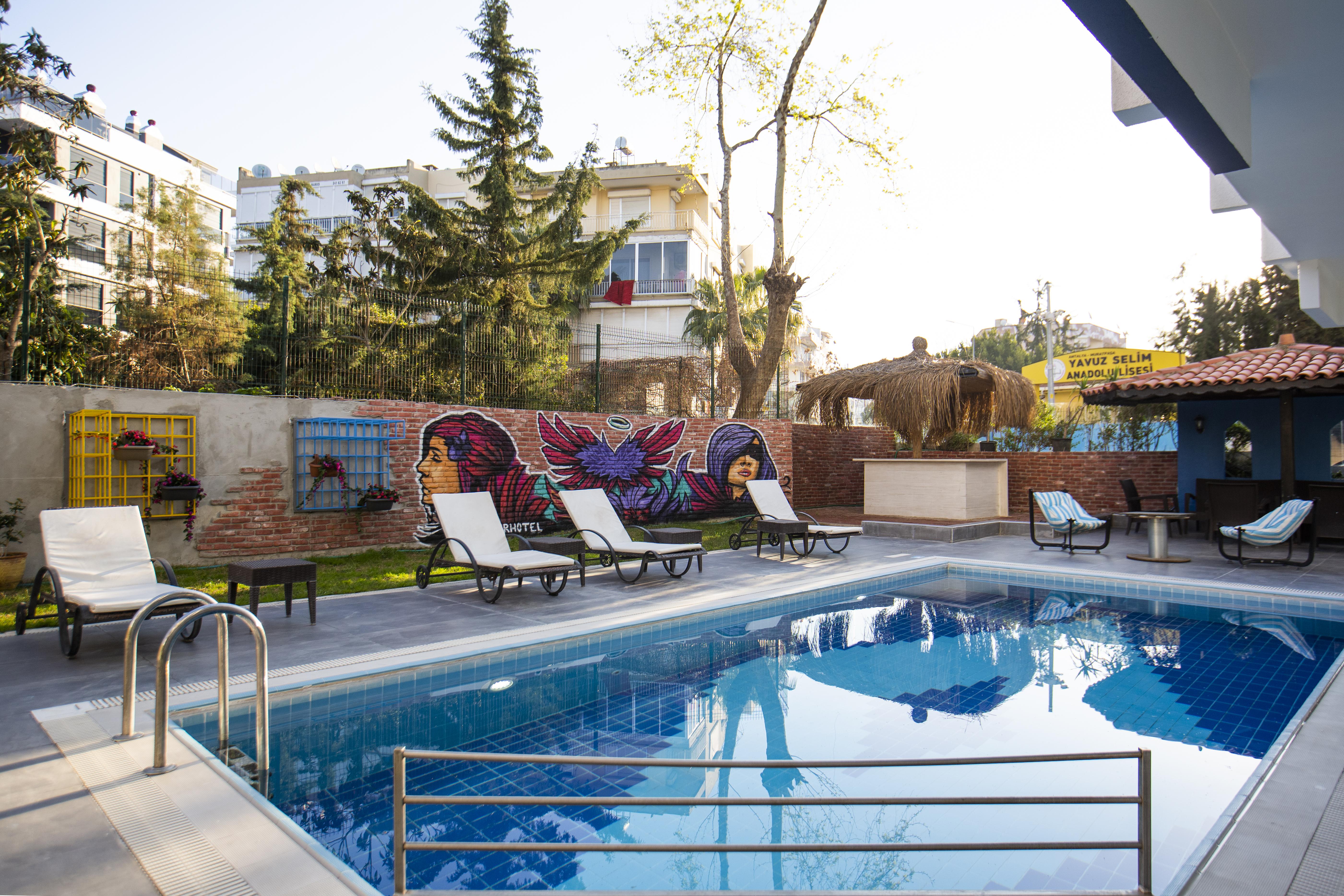 Mene Hotel