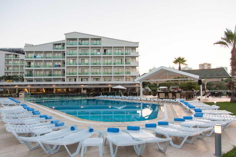 Falcon Hotel 4*