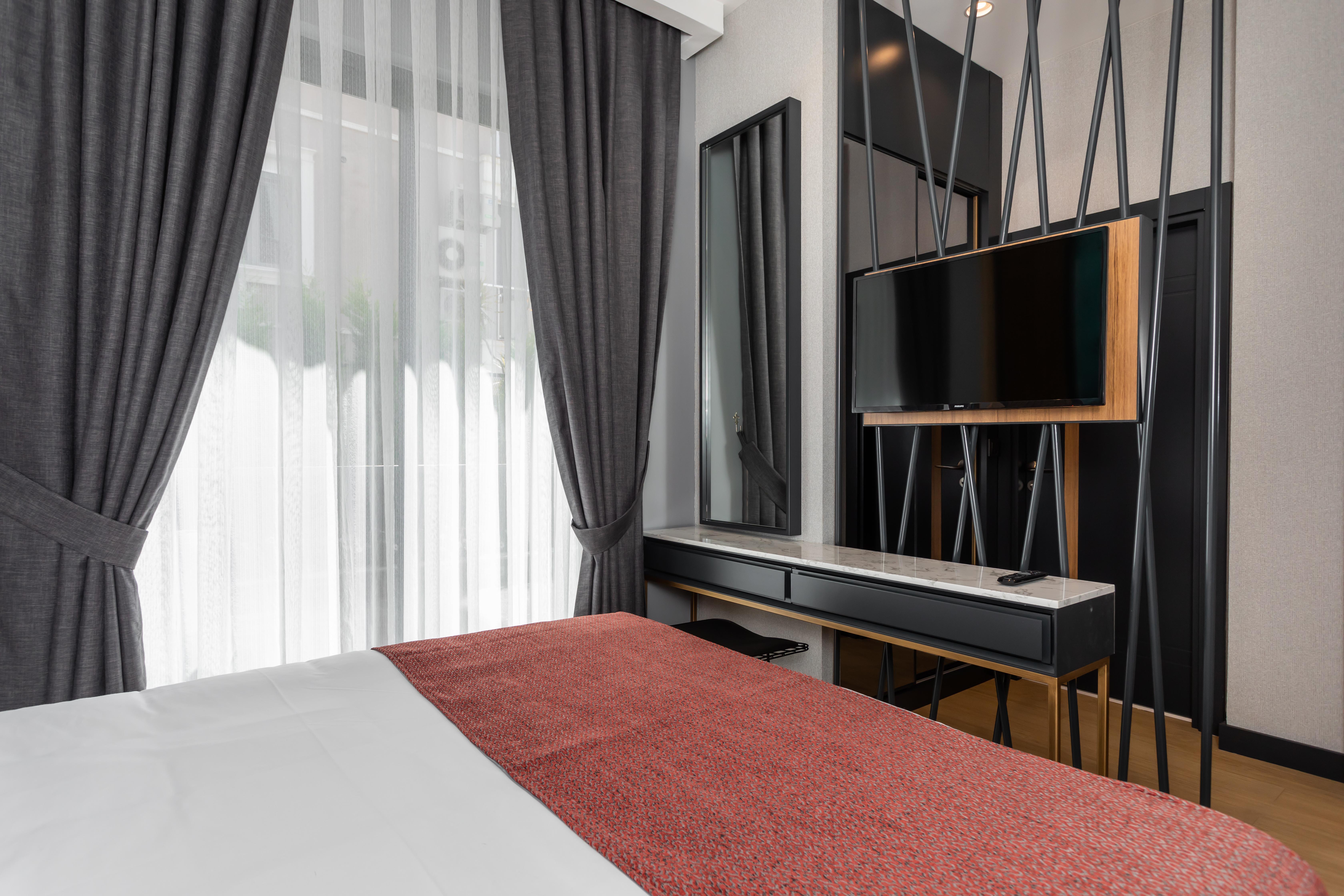Aparthotel Nox 4*
