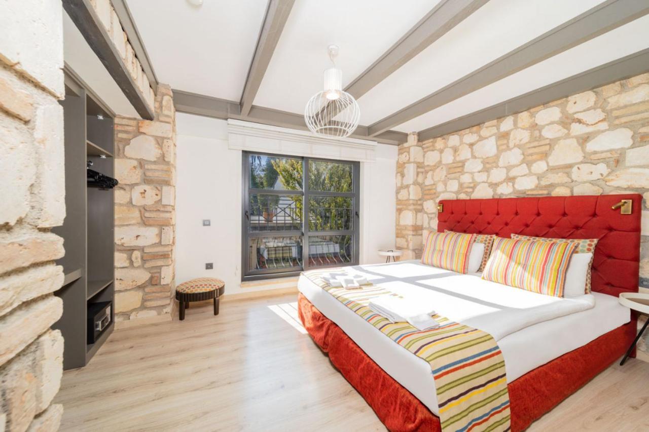 Peaceful Flat Near Hadrians Gate Apartment Antalya