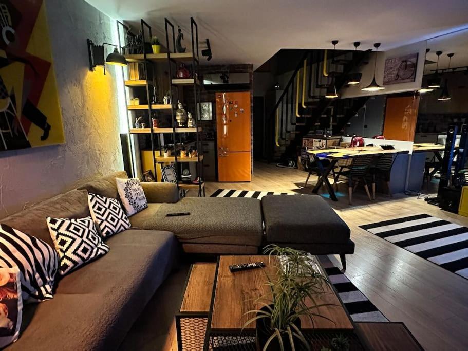 Luks Tripleks 180° Deniz Dag Manzarali Merkez De Apartment