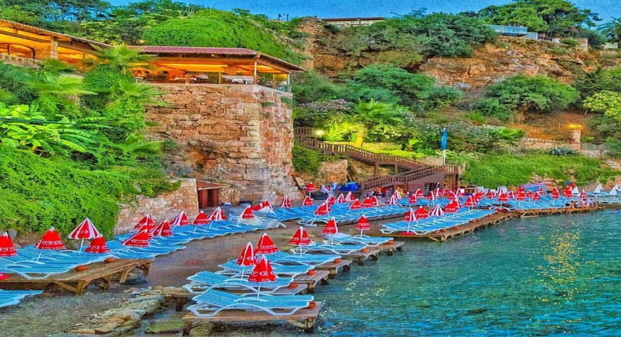 Hadrianus Pansion Antalya