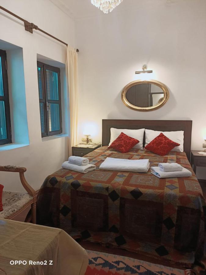 Hadrianus Pansion Otel