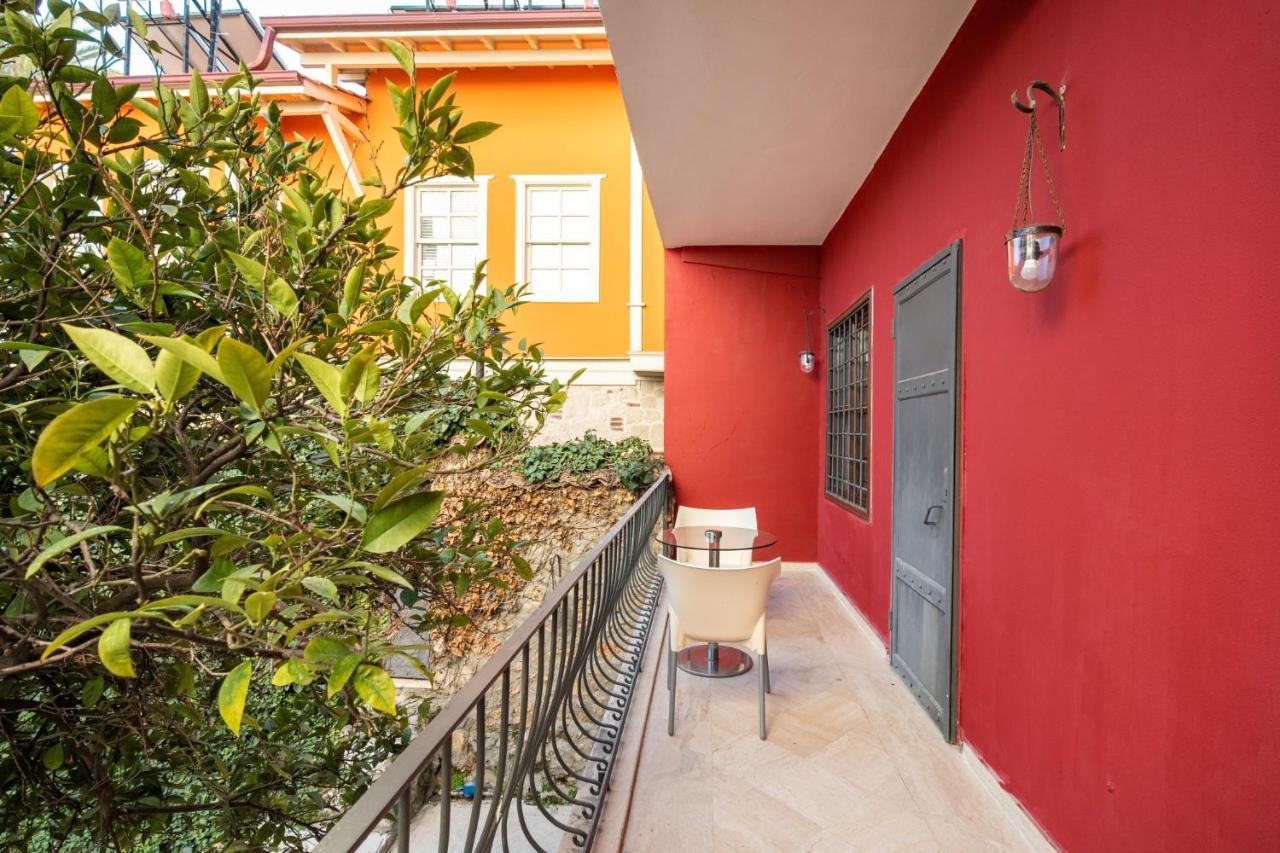 Fascinating Flat Near Hadrians Gate Antalya