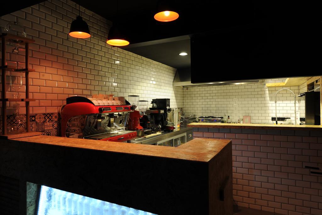 Role Street Hostel *