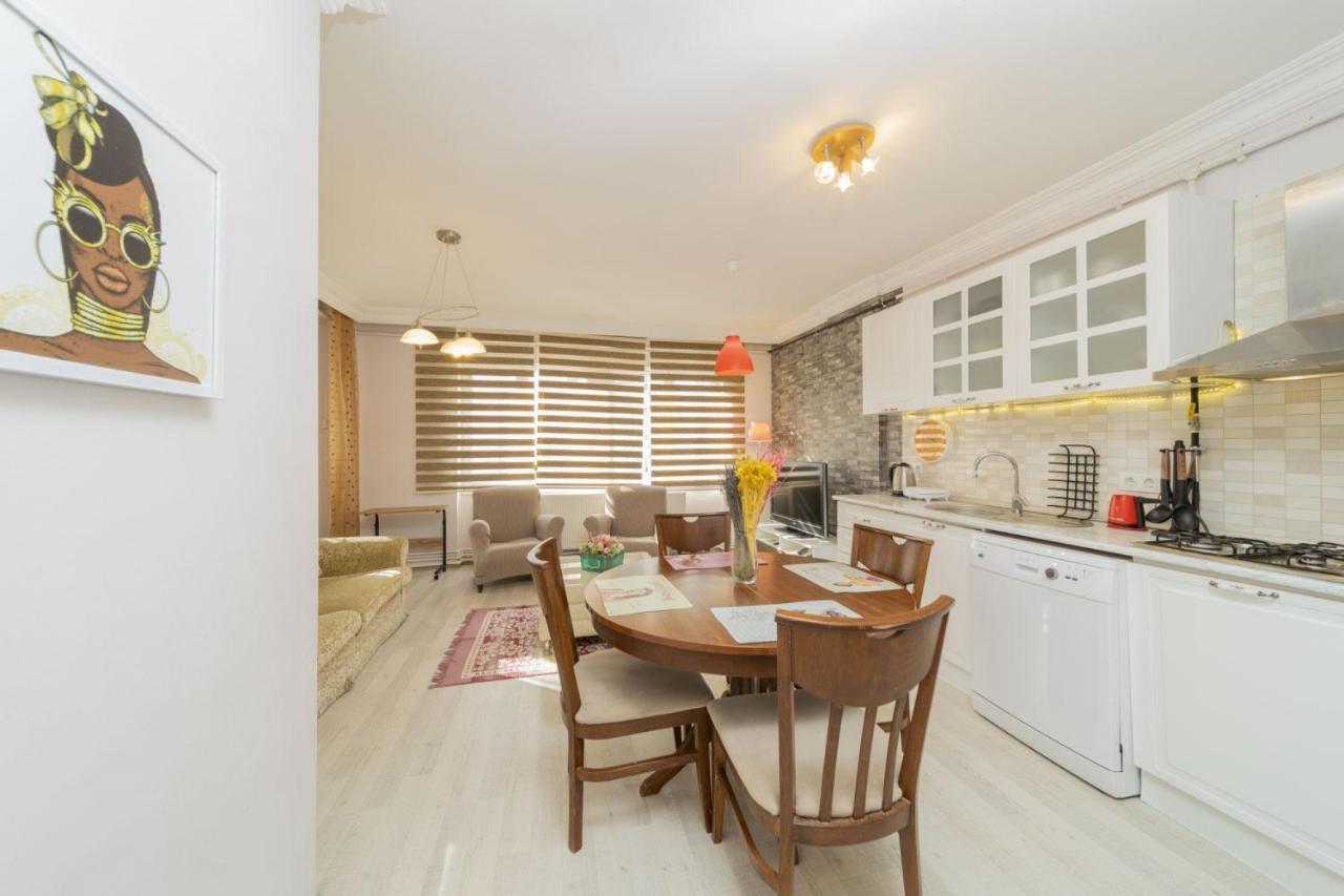 Appartement Flat Close To With Balcony In Konyaalti Antalya