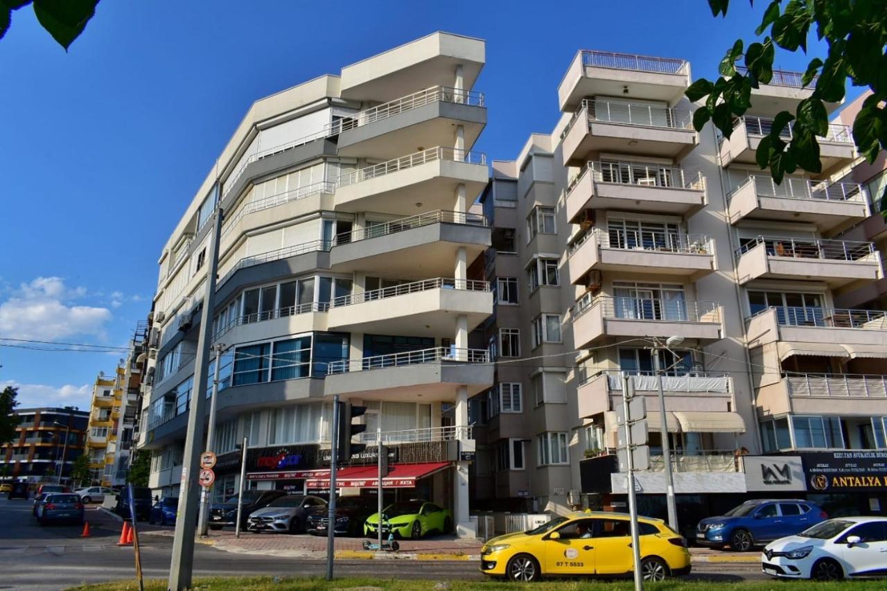 Apartment Near Isiklar Street, Close To Kaleici *