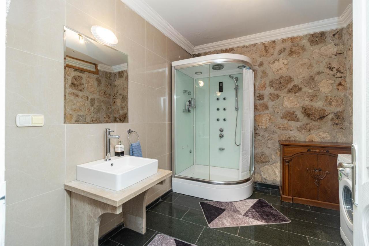 Villa Anatolian *