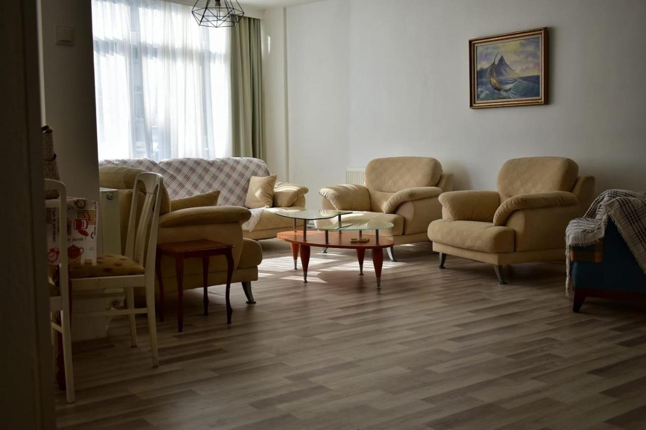 Near Isiklar Street, Close To Kaleici Apartment