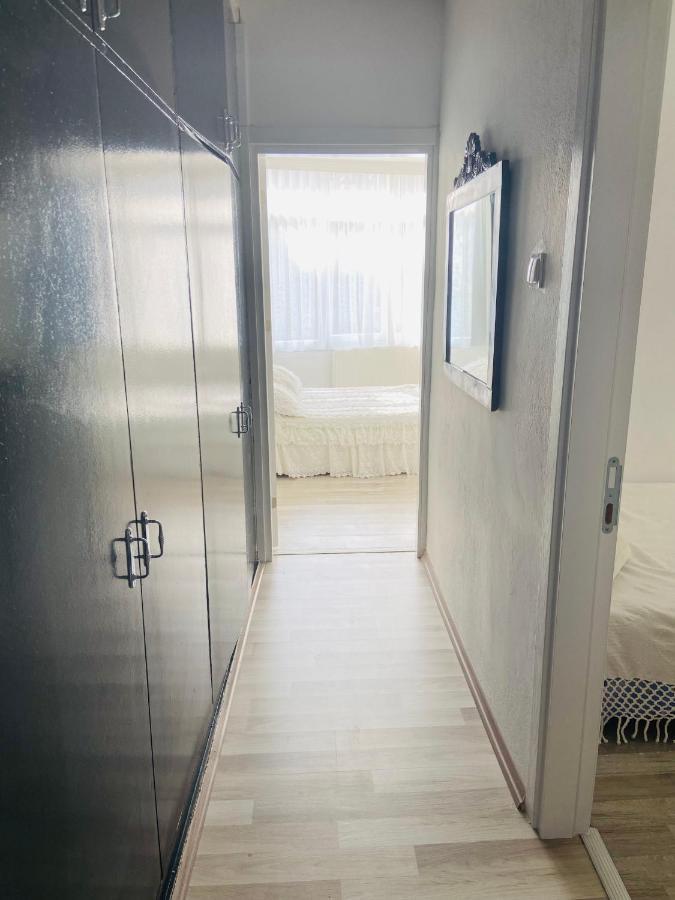 Near Isiklar Street, Close To Kaleici Apartment *