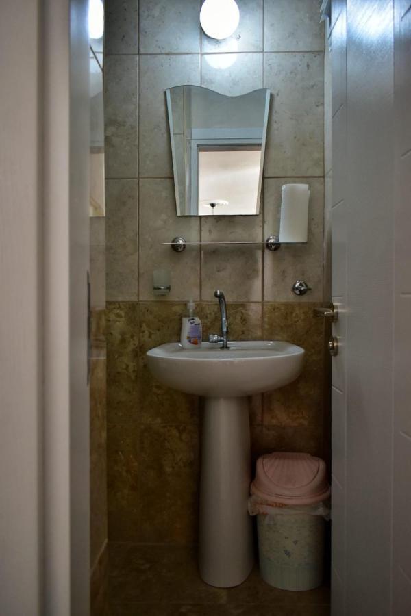 Near Isiklar Street, Close To Kaleici Apartment *