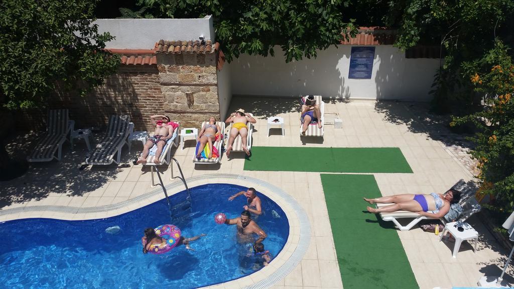 Kaleici Ozkavak Hotel 2*