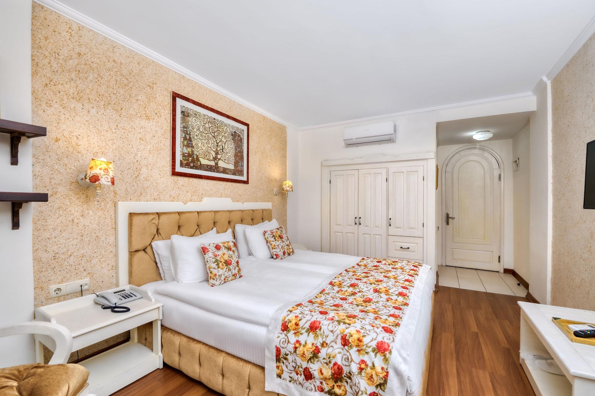 Otel Adalya Port