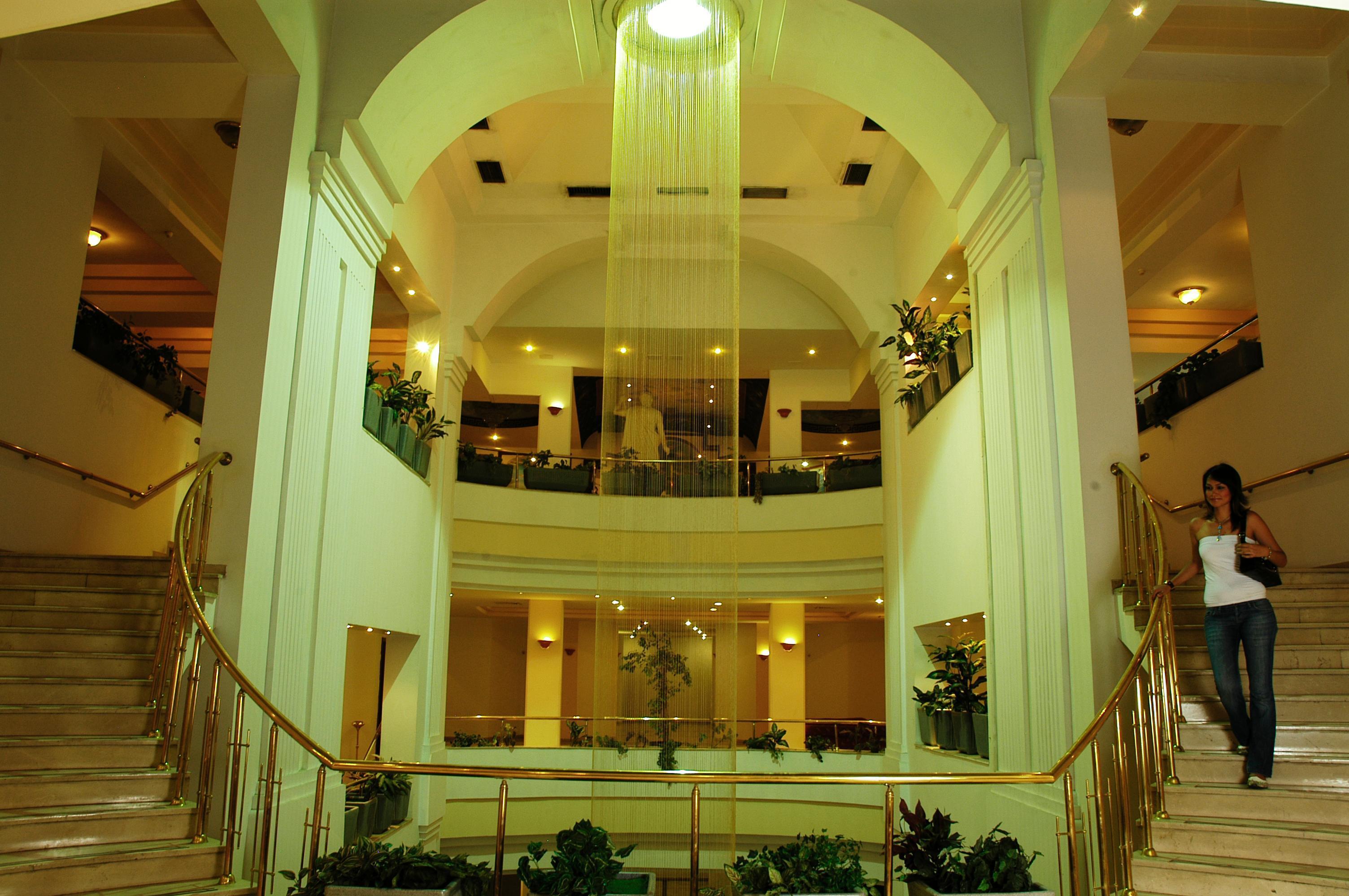 Hotel Adonis